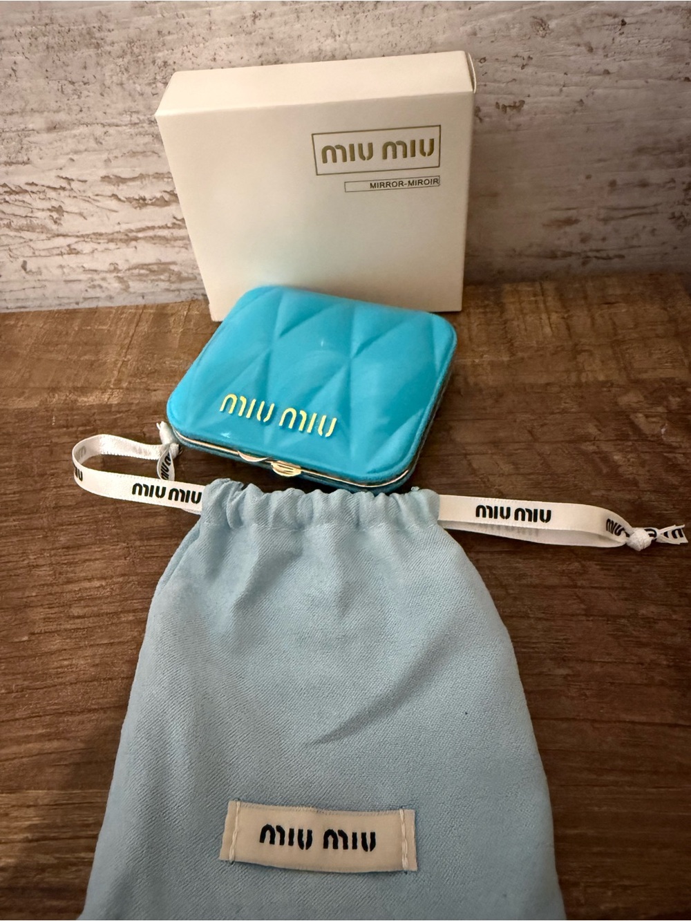 Miu Miu Blue Compact mirror - Picture 3 of 3